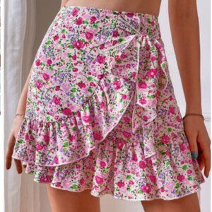 💚 flattering Pink Green and Purple Floral Shein Wrap Ruffle Skirt